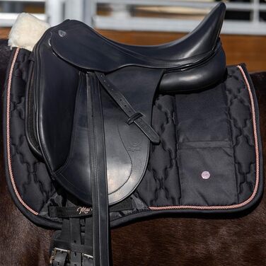 Schabracke Marengos Modern Rosé для теплокровних коней: м'яка підкладка, захист гриви та хребта, бароковий дизайн з квітковою стежкою та декоративною корделлю | підходить для виїздок та універсального використання, чорний колір