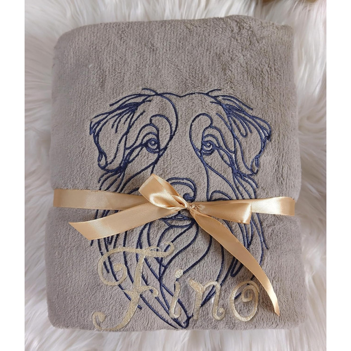 Персоналізована ковдра для собак з вишивкою породи та імені. М'яка ковдра для цуценят та дорослих собак. Підходить для дому, машини та дивану. Розмір 130x170 см, пральна. Бежевий колір.