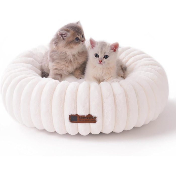 М'яке ліжко для котів MEWOOFUN 50x50x15 см, біле, з неслизьким дном. Заспокоює, не боїться, легко миється.