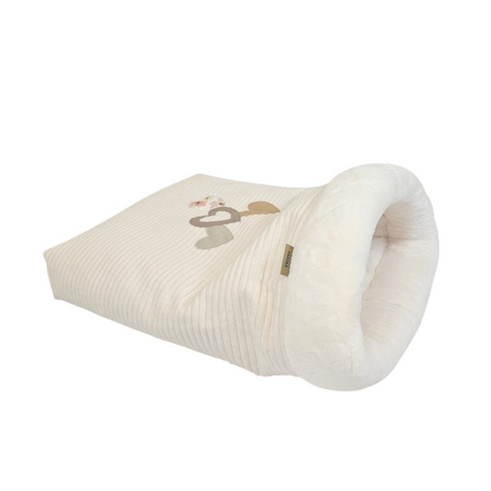 Лежанка для котів PRASKA - Eco Cats Collection, бежева, 64 см x 54 см