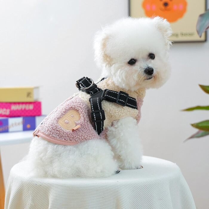 Тепла жилетка для собак з флісовою підкладкою та інтегрованим шлейкою, зручний зимовий одяг для маленьких та середніх тварин (рожевий та білий)