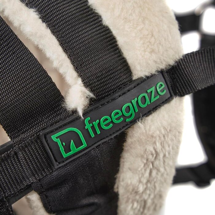 Корзина для коней Shires FreeGraze Airflow Weidemaulkorb, чорна, повна