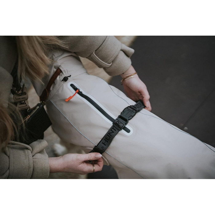 Теплий водонепроникний теплий накидка для собак HUNTER NORDBY, колір кремовий, розмір 55x55