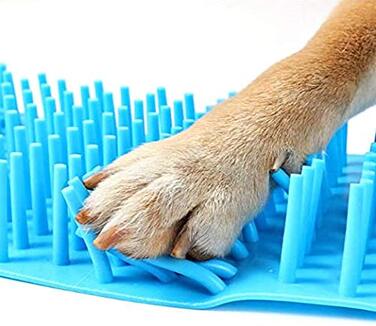 Очисник лап для собак з рушником, портативний пензлик для миття лап, масаж, догляд за лапами, видалення бруду для собак та котів