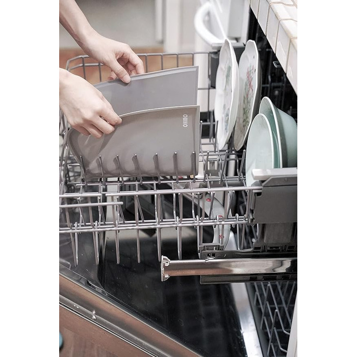 Підкладка під миску для собак та котів OHMO, силіконова, неслизька, вологостійка, 46x25 см, світло-зелена