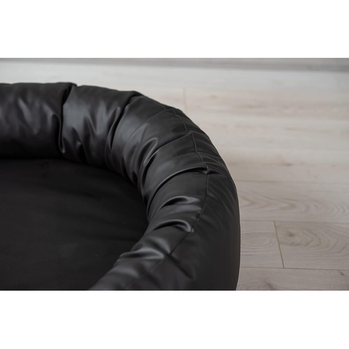 Ортопедичне ліжко для собак Nancy Premium, великий розмір, чорний колір. Зручне, з еко-шкіри, антиковзаюче, зносостійке, для собак середніх та великих порід.