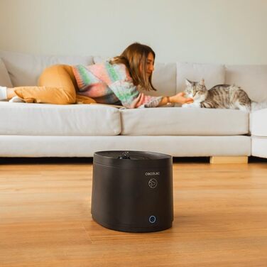 Автоматичний годівниця для тварин Cecotec Pumba 1600 Purrfect Meal: 1,6 л, 4 відділення, LED, таймер, запис голосу + фонтанчик 2,5 л