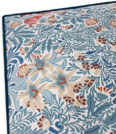 Матрац для собак Rosewood x Morris & Co. великого розміру, бордовий, з товстим шаром наповнювача, неслизький, можна прати, з принтом William Morris (Bower Berry Print, середній)