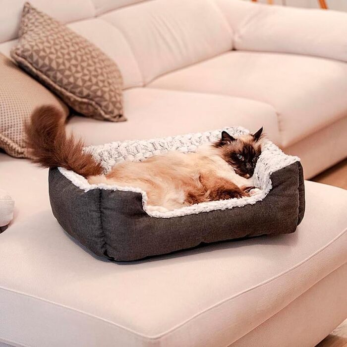 М'яке ліжко для собак та котів Ferplast: комфортне та зручне, 91 x 72 x 19 см / 55 x 48 x 18 см