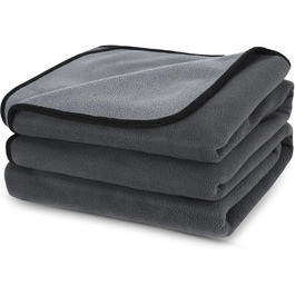 колір: сірий