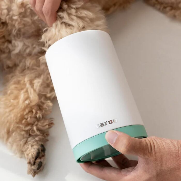 Очисник лап для собак, силіконовий, портативний. Видаляє бруд та сміття з лап собаки з рушником. Зелений колір