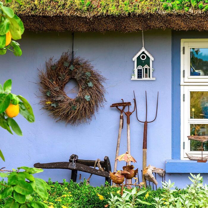 Будинок для птахів Relaxdays, годівниця для диких птахів, для підвішування, розміри 25,5 x 18,5 x 18,5 см, дерев'яна пташня, багато кольорів