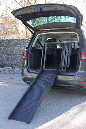 Транспортна переноска для собак Kerbl Vacation, алюмінієва, 77x55x50 см, з антиковзним килимком