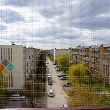 Захисна сітка на балкон для котів 4x3 м, посилена, з тросом (без свердління)