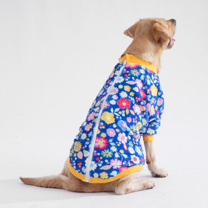 Світер LovinPet для великих порід собак, легкий фланелевий одяг, дихаючий матеріал з принтом 'Нільський Бегемот' для маленьких собак, блакитний (X-Large, блакитний з квітами)