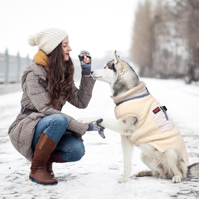 Теплий зимовий одяг для собак FeimaX: флісова куртка з D-кільцем для маленьких та середніх собак (Бежевий, S)