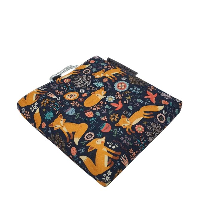 Сумка для ласощів для собак з магнітом та карабіном з бавовни - різні візерунки (лисичка)