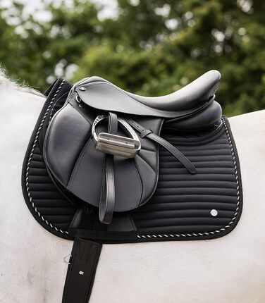 Шабрак Waldhausen Riga, чорний колір, для коней