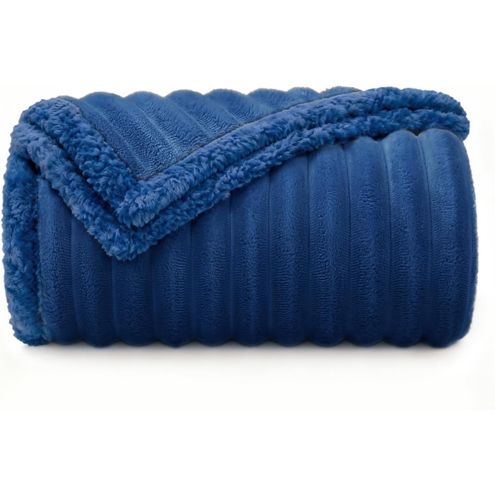 Водонепроникний плед для собак та котів Luciphia, 100x145 см, Marineblau (S 71x102 см)