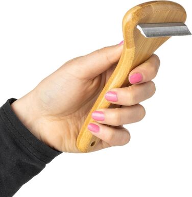 Щітка для грумінгу собак та котів Mikki Bambus Kinge - видаляє лупу та підшерстя, з антикорозійних сталевих зубів, велика (мала)