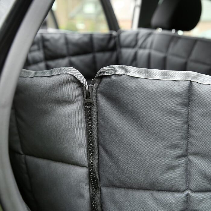 Автомобільний захист для собак GEAR Rapallo: водовідштовхувальний, універсальний, для будь-якої породи, легко миється