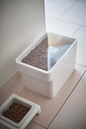 Контейнер для корму для тварин Yamazaki 5611 з мірним стаканчиком, 6L, білий, ABS пластик/силікон, 30 x 19,7 x 19,2 см