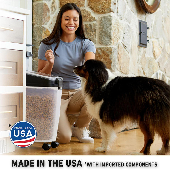 Набір контейнерів для зберігання корму для собак Mighty Tuff 3 шт., до 16,3 кг + контейнер для ласощів 2,3 кг та лопатка, BPA-free, на колесах