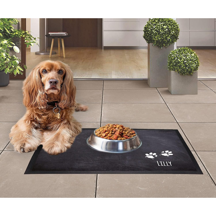 Килимок для годівлі собак з написом на замовлення | Миється | Мотив лапок (Кольорові лапки 1)