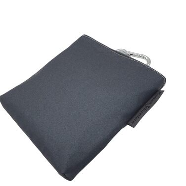 Сумка для ласощів для собак з магнітом та карабіном з ламінованої бавовни - сіра