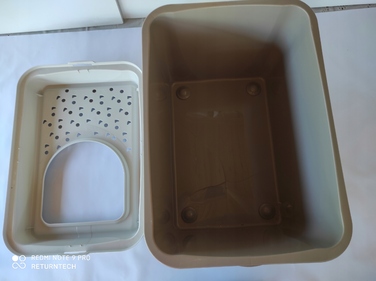 Лоток для котів із верхнім входом Rotho BERTY