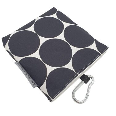 Сумка для ласощів для собак з магнітом та карабіном з тканини - MAXI DOTS ЧОРНА